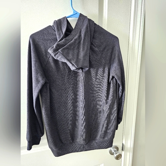 Old Navy Sweatshirt - Picture 2 of 4